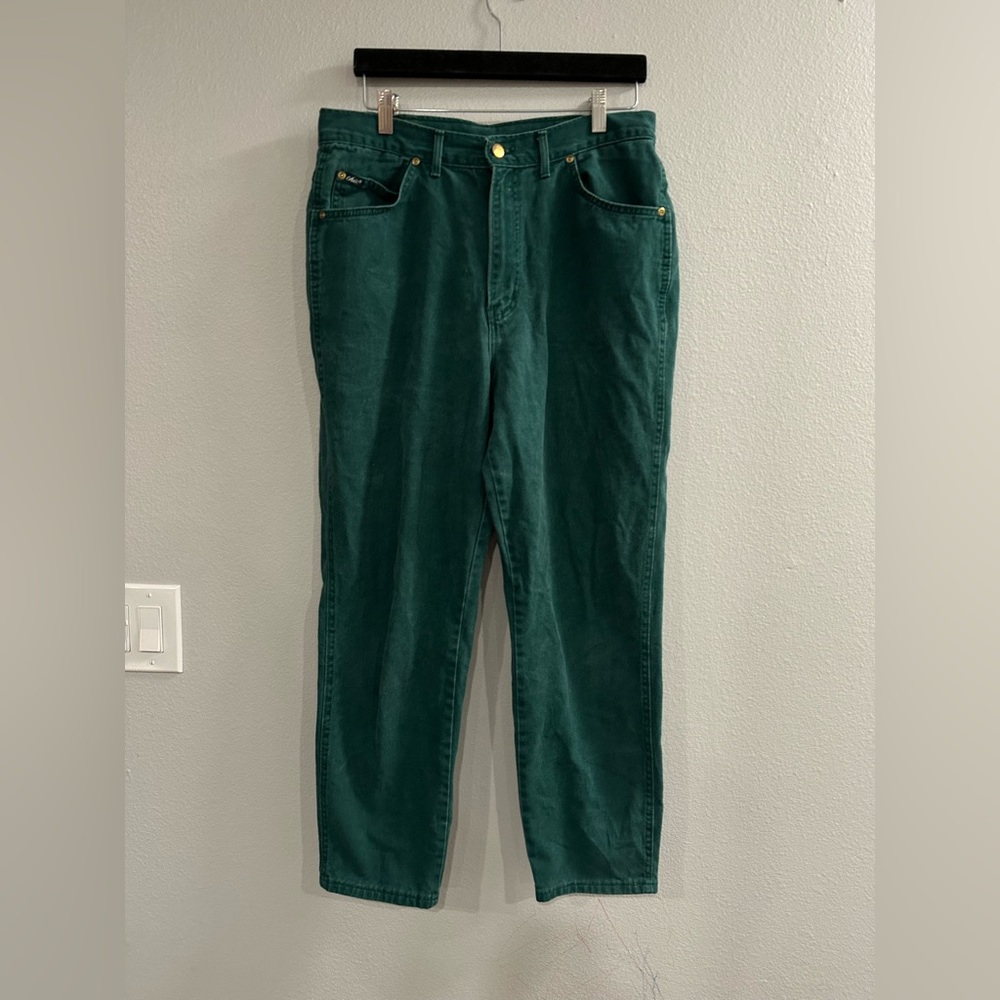 Chic green straight leg jeans